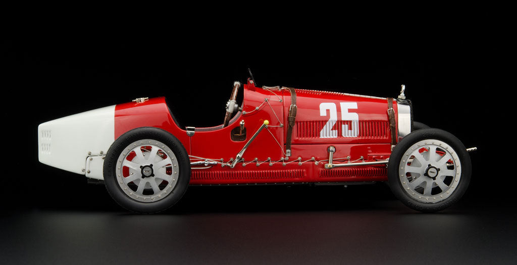 CMC M-100-009 Bugatti T35, 1924 Nation Colour Project Series - Portugal, 1:18