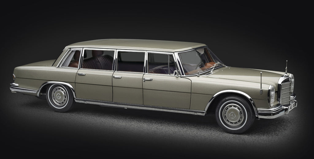 CMC M-204 Mercedes-Benz 600 Pullman W 100 Limousine w/ Sunroof, 1963-1981, 1:18