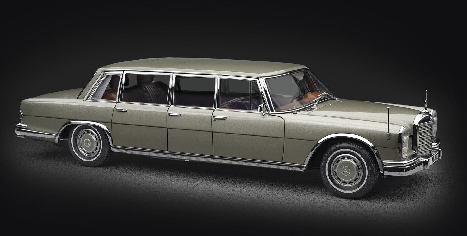 CMC M-204 Mercedes-Benz 600 Pullman W 100 Limousine w/ Sunroof, 1963-1981, 1:18