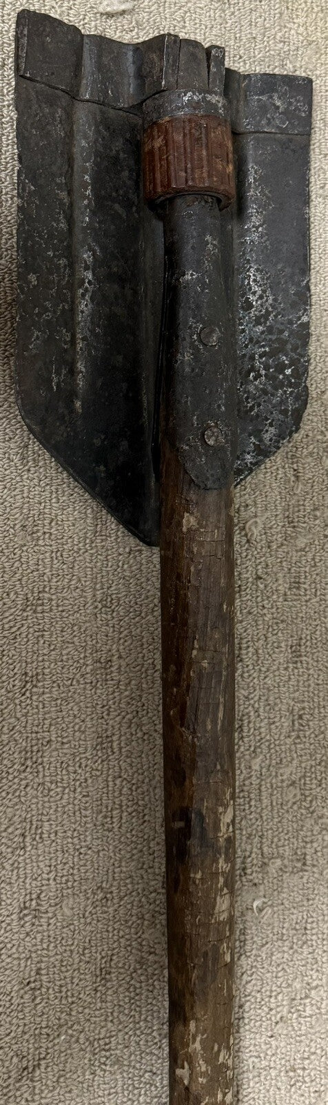 German WW2  Folding Shovel - Entrenching Tool - Original