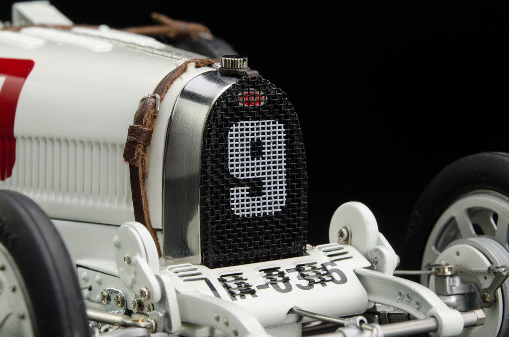 CMC M-100-005 Bugatti T35, 1924 Nation Colour Project - Germany, 1:18