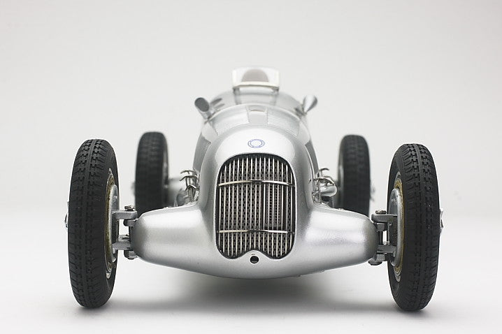 CMC M-103 Mercedes-Benz W25 #20, 1:18