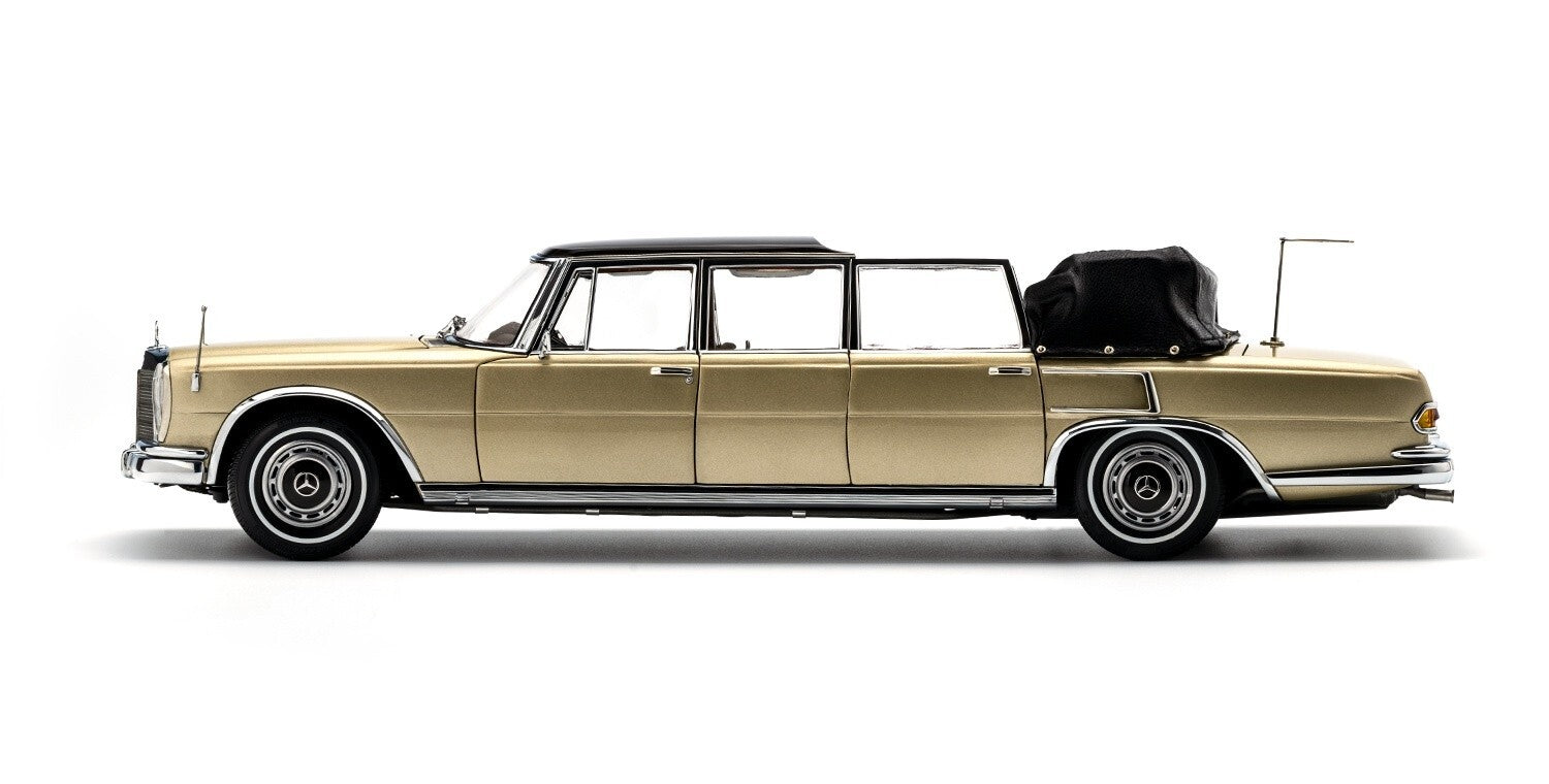 CMC M-217 Mercedes-Benz 600 Pullman Limousine Landaulet Two-tone, 1:18 LE 800