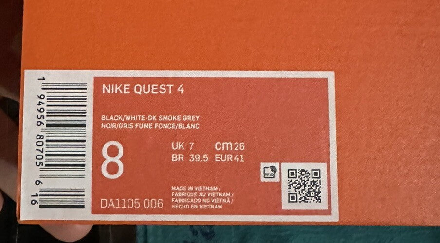 Nike Quest 4 Black & White Mens Size US 8