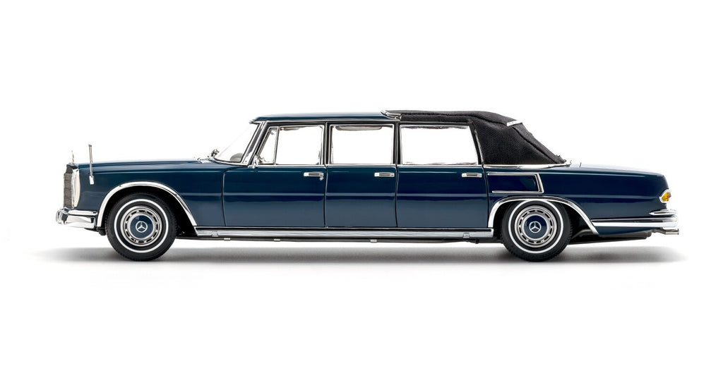 CMC M-205 Mercedes-Benz 600 Pullman (W100) Landaulet w/ Functional Softtop, 1:18