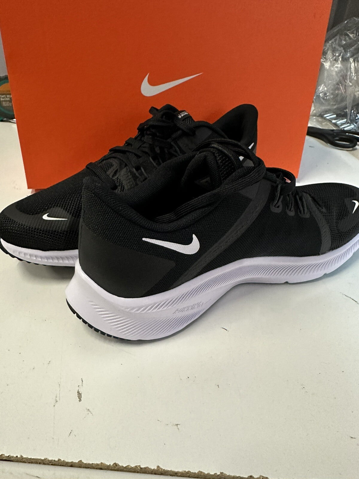Nike Quest 4 Black & White Mens Size US 8