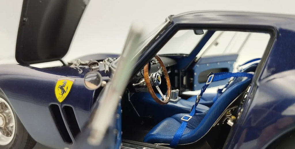 CMC M-255 Ferrari 250 GTO, Laguna Seca #18, 2004, Blue, 1:18, LE 2,200