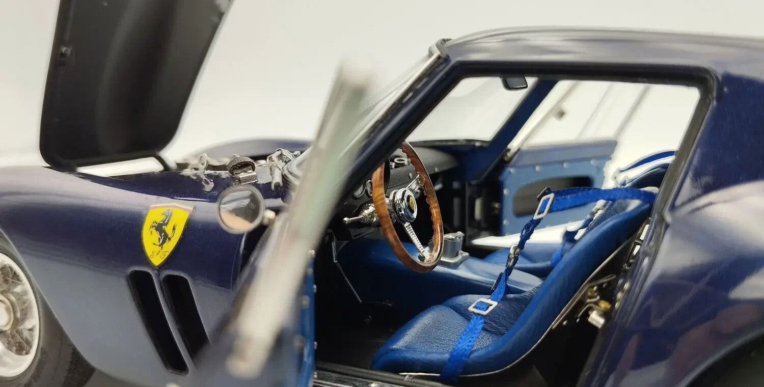 CMC M-255 Ferrari 250 GTO, Laguna Seca #18, 2004, Blue, 1:18, LE 2,200