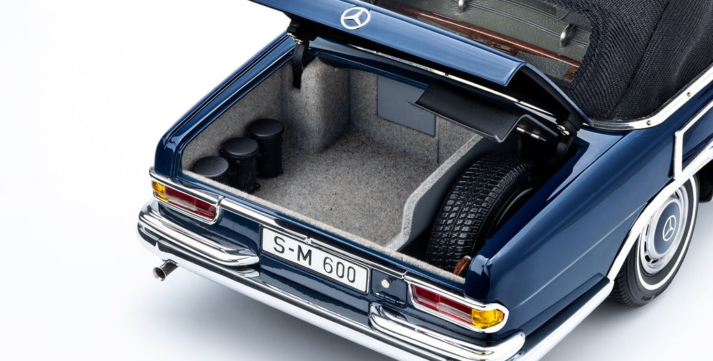 CMC M-205 Mercedes-Benz 600 Pullman (W100) Landaulet w/ Functional Softtop, 1:18
