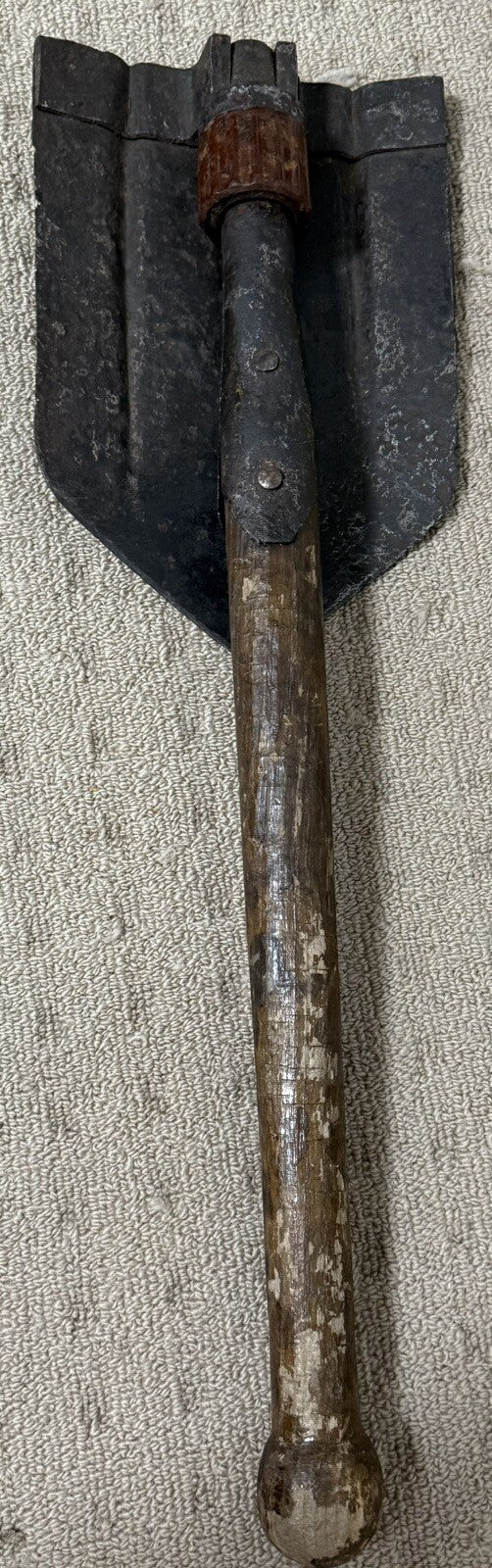 German WW2  Folding Shovel - Entrenching Tool - Original