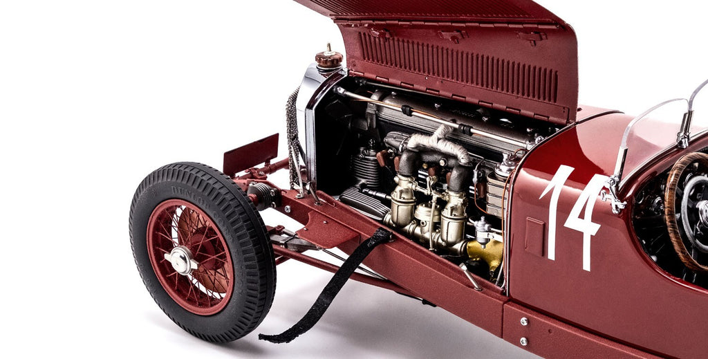 CMC M-207 Mercedes-Benz SSK Argentinean Autumn Race 1931, #14 Zatuszek Red, 1:18