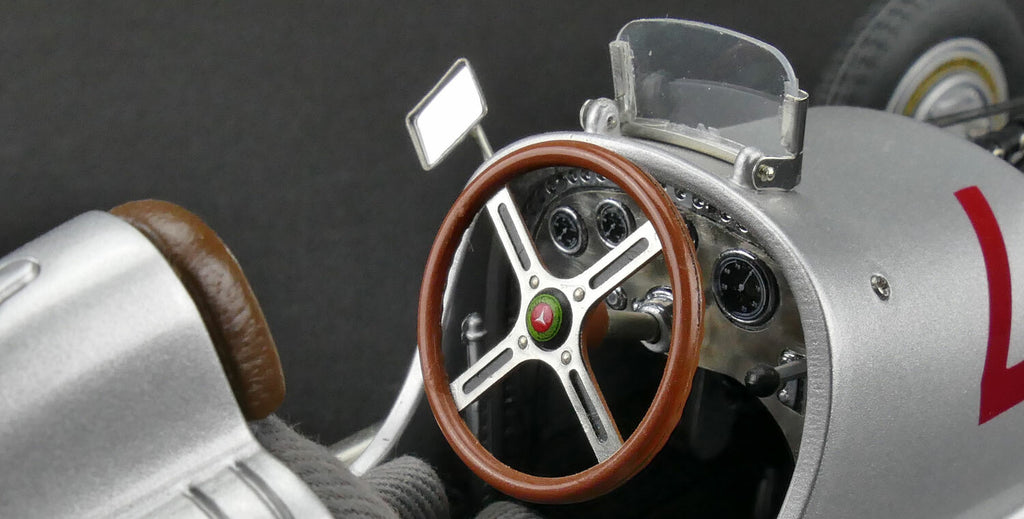 CMC M-104 Mercedes-Benz W25 #4, 1934, 1:18