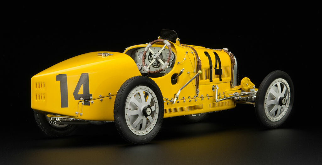 CMC M-100-008 Bugatti T35, 1924 Nation Colour Project - Belgium, 1:18