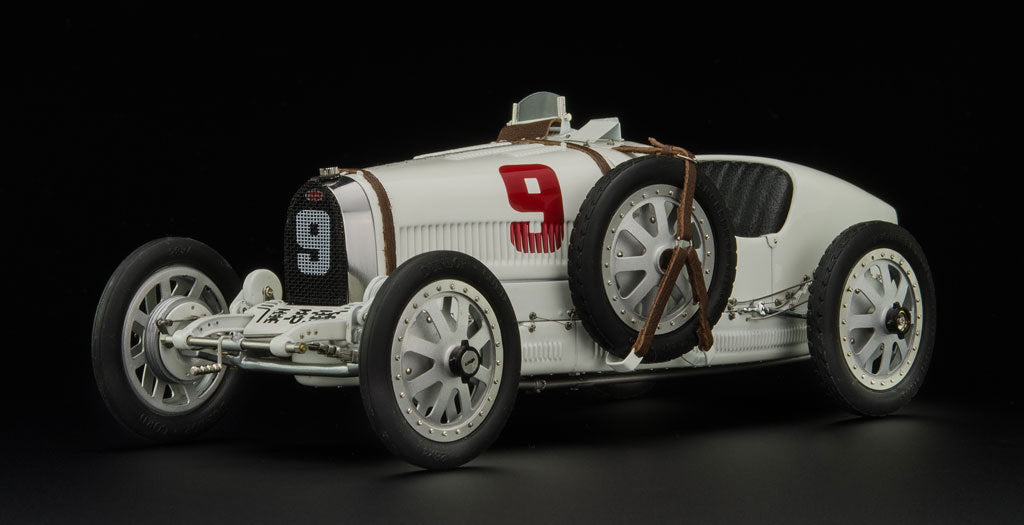 CMC M-100-005 Bugatti T35, 1924 Nation Colour Project - Germany, 1:18