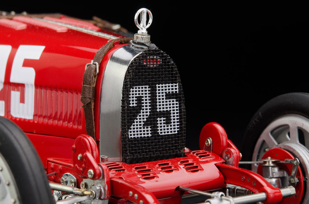 CMC M-100-009 Bugatti T35, 1924 Nation Colour Project Series - Portugal, 1:18