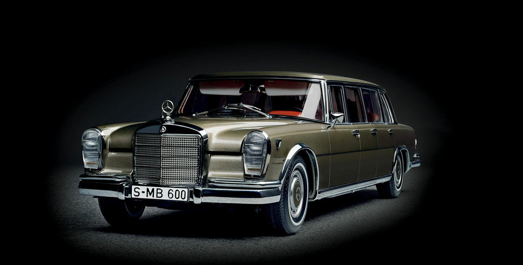 CMC M-204 Mercedes-Benz 600 Pullman W 100 Limousine w/ Sunroof, 1963-1981, 1:18