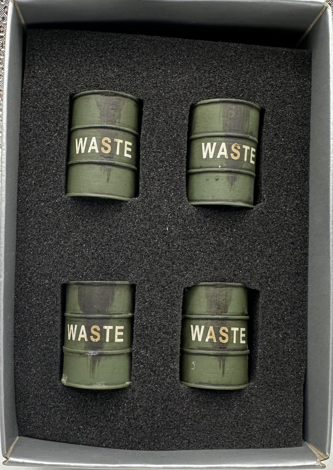 Thomas Gunn ACC Pack 064A - 4 Waste Barrels