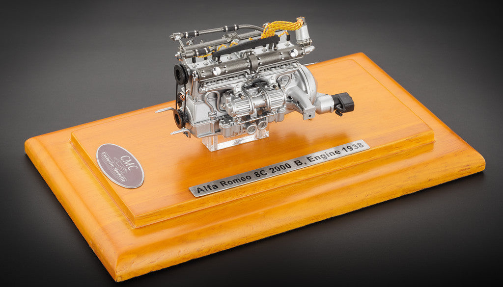 CMC M-131 Alfa Romeo 8C 2900B Engine with Showcase, 1:18