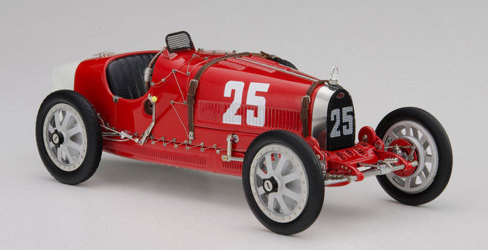 CMC M-100-009 Bugatti T35, 1924 Nation Colour Project Series - Portugal, 1:18