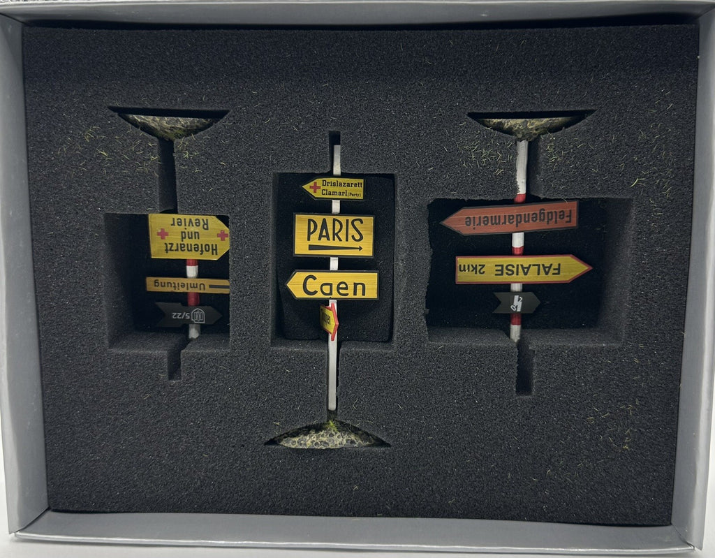 Thomas Gunn ACC Pack 065 Road Signs